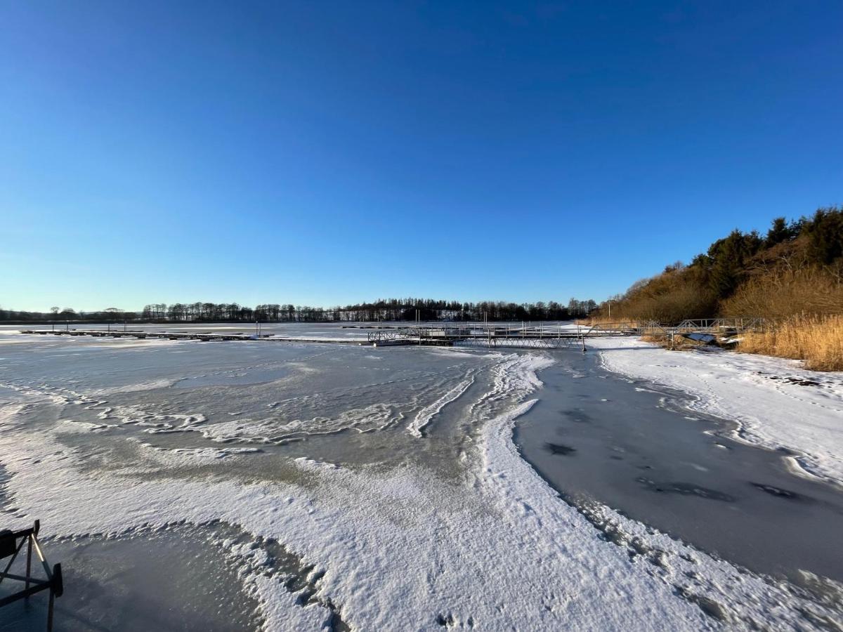 מלון Černá v Pošumaví Fontana Lipno מראה חיצוני תמונה